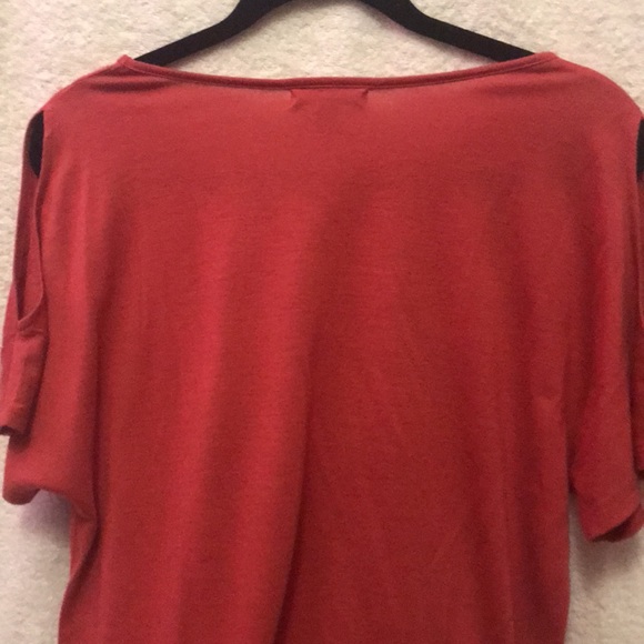 💥💥FINAL SALE💥💥Cold Shoulder Stud Short Sleeve - Picture 3 of 4